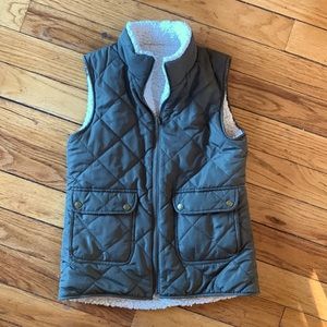 Women’s Reversible Fleece Vest